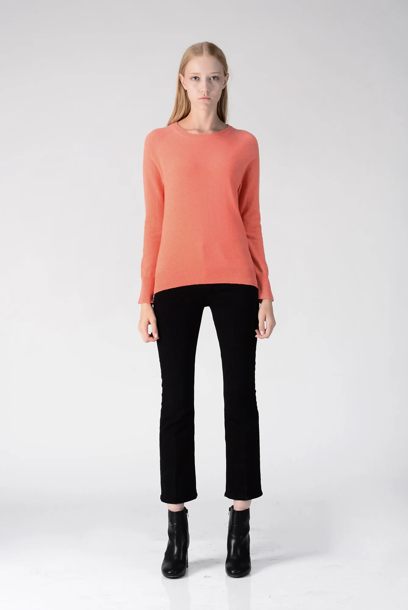 Classic Crew Neck Sweater_Coral