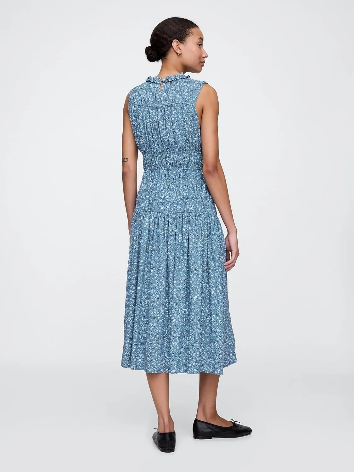 GAP Women's Smocked Midi Dress