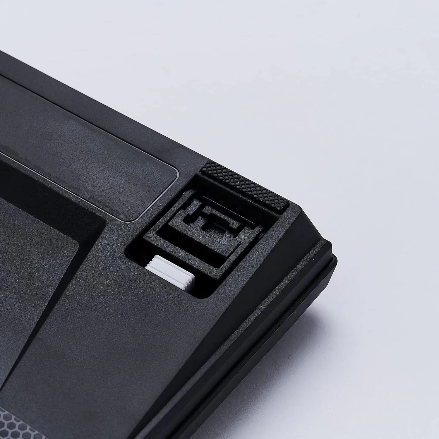 KEYMECHER 75% Mechanical Keyboard, RGB Backlit Hotswap Wireless Keyboard Support Bluetooth, 2.4G and Wire Connection, Mechanical Gaming Keyboard with Ganss Silver Switches, PBT Keycaps and Volume Knob