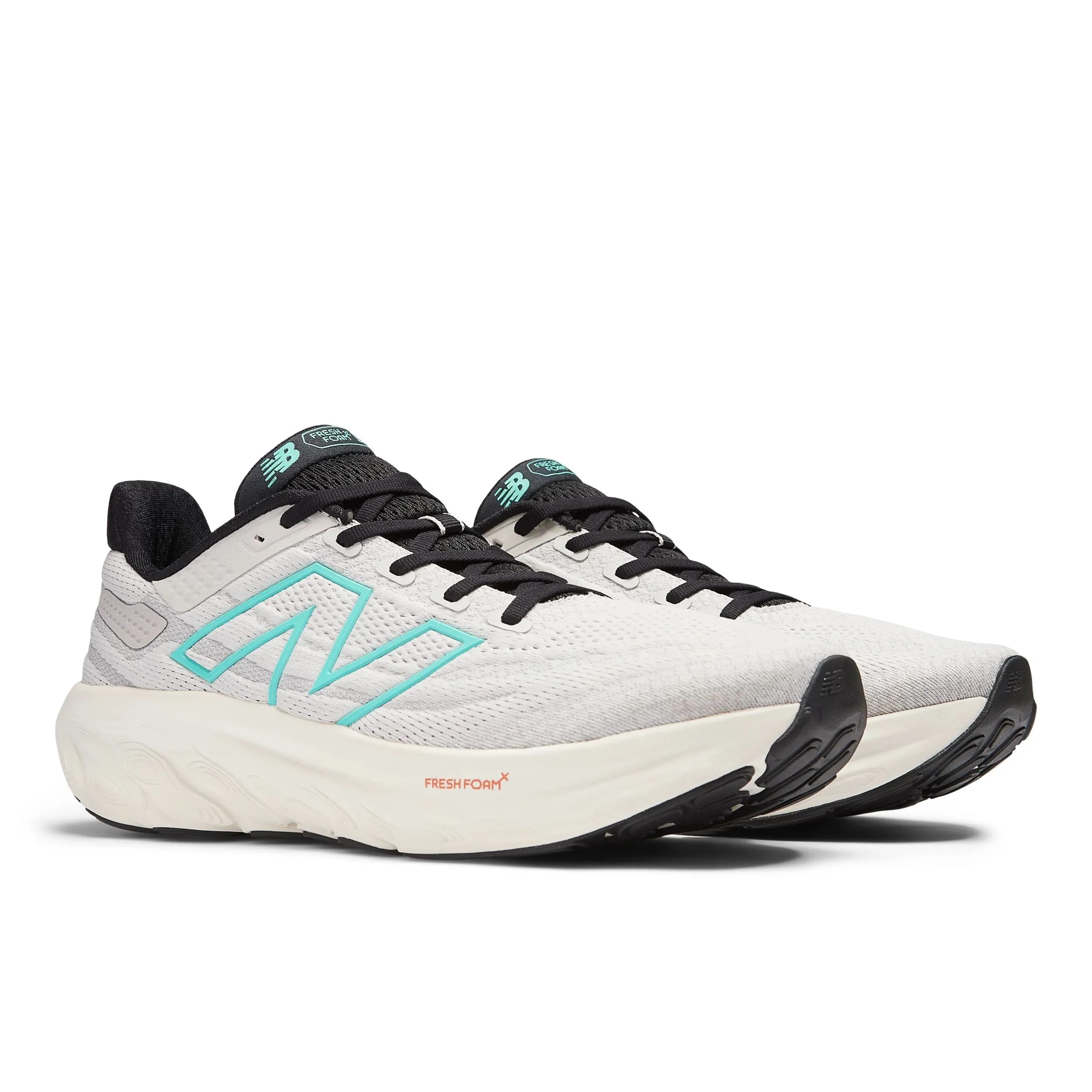 NEW BALANCE M1080V13